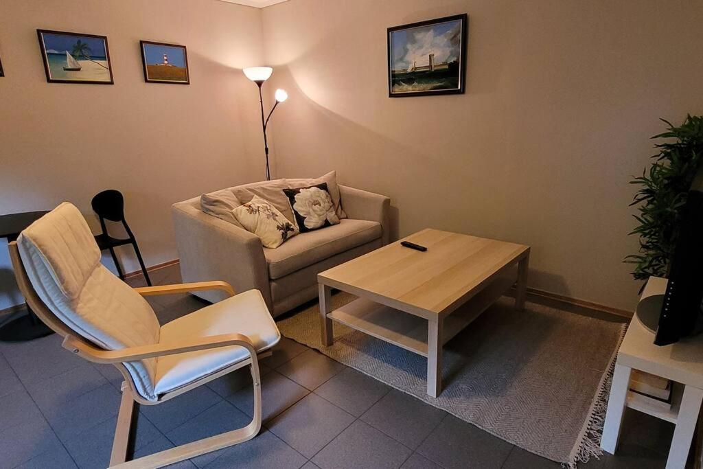 Cosy Flat With 180Cm Wide Very Comfortable Bed Apartment Sandefjord Exterior photo